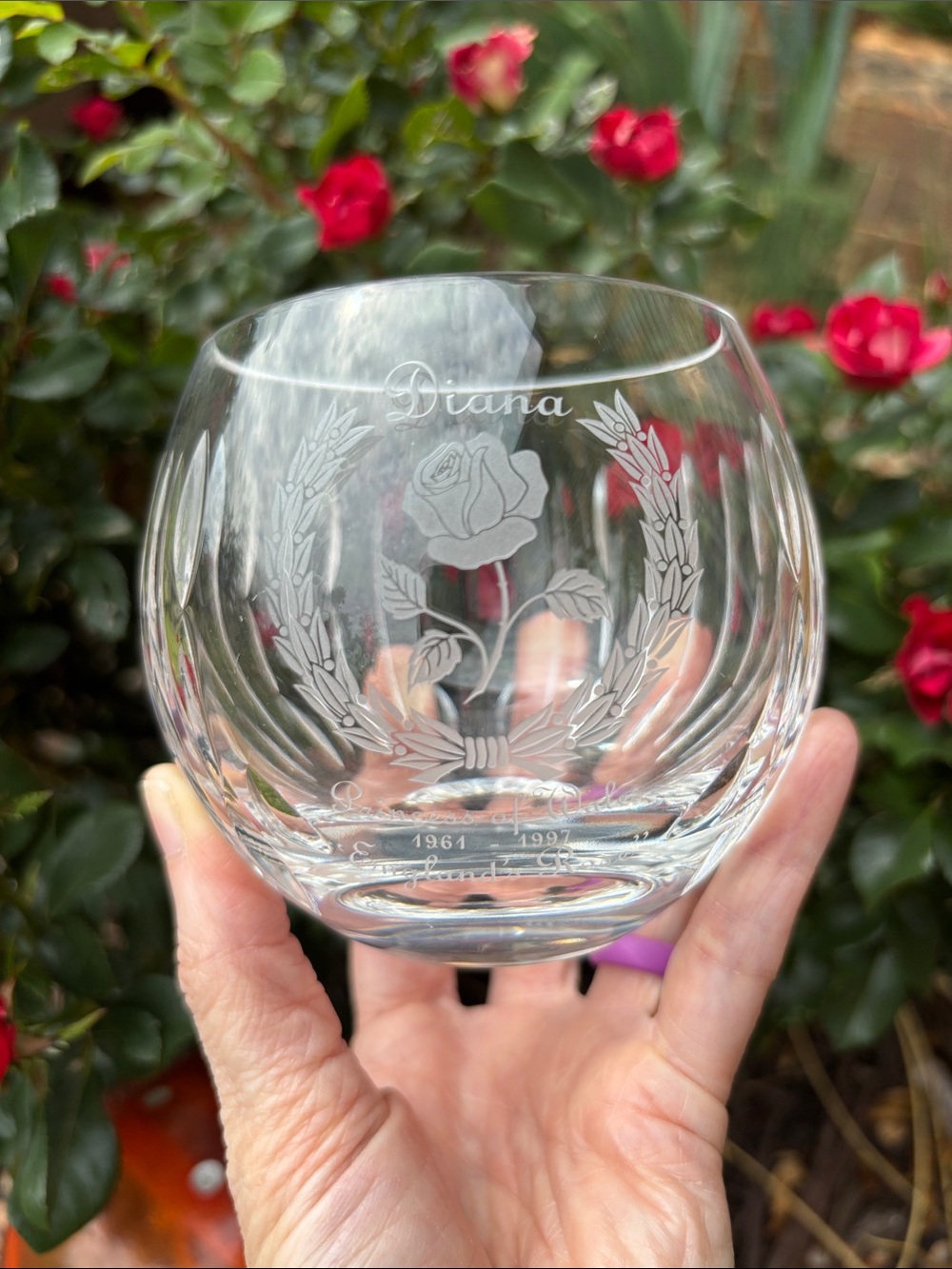 Princess Diana England’s Rose commemorative crystal rose bowl/votive Stuart